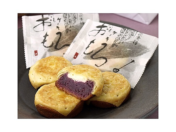 紅芋ケーキおもろ