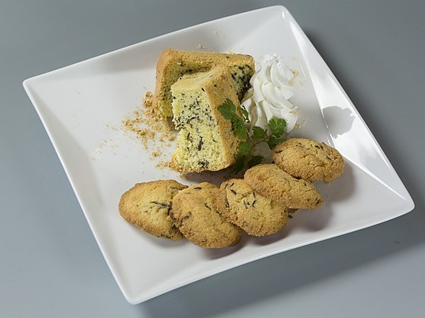 昆布シフォンケーキ／昆布米粉クッキー