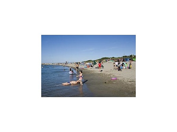 日和山浜海水浴場