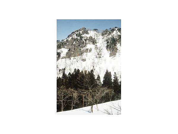 立烏帽子・大石登山口