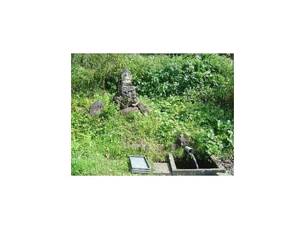 小出口湧水（こでぐちゆうすい）