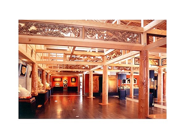 井波彫刻総合会館