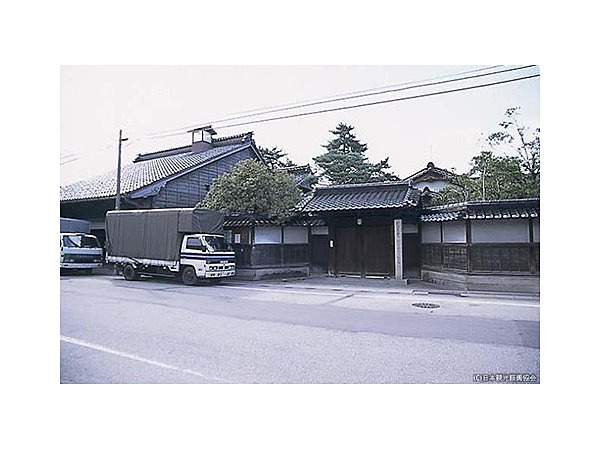 富山県民会館分館金岡邸