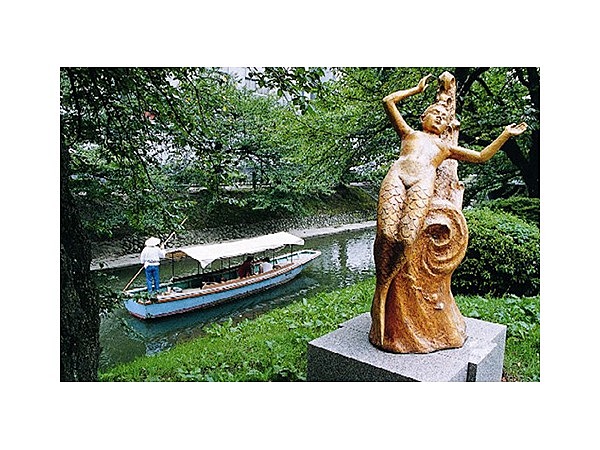 松川べり彫刻公園