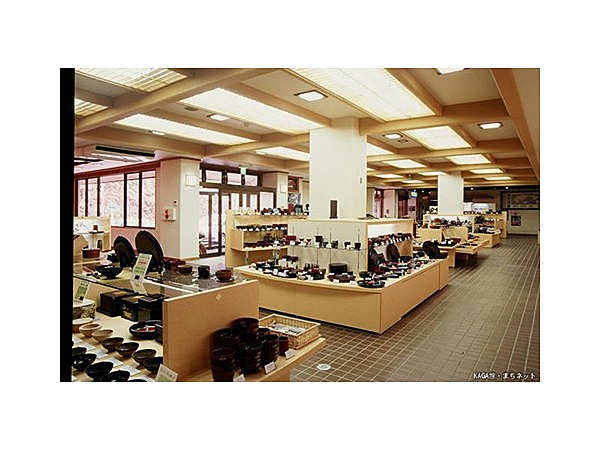 山中漆器伝統産業会館(うるし座)