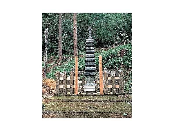 大谷寺石造九重塔