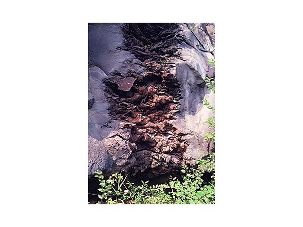 溶岩スパイラクル群