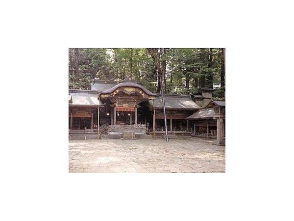 諏訪大社上社本宮