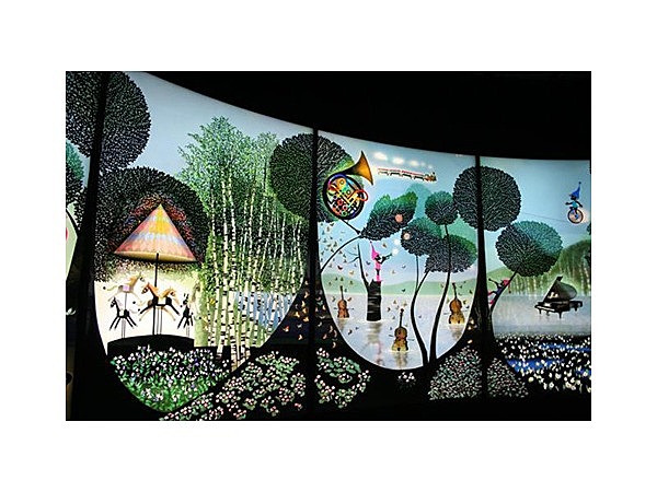 世界の影絵・きり絵・ガラス・オルゴール美術館