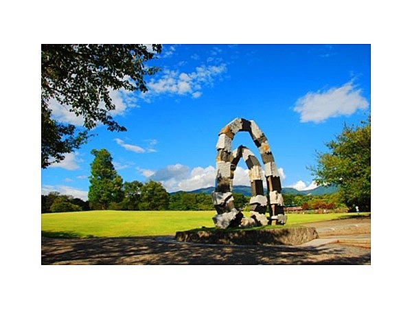 東御中央公園芝生広場