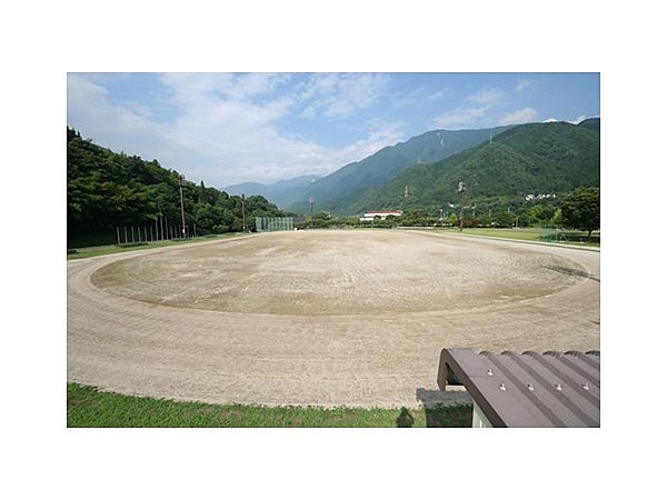 大桑村スポーツ公園