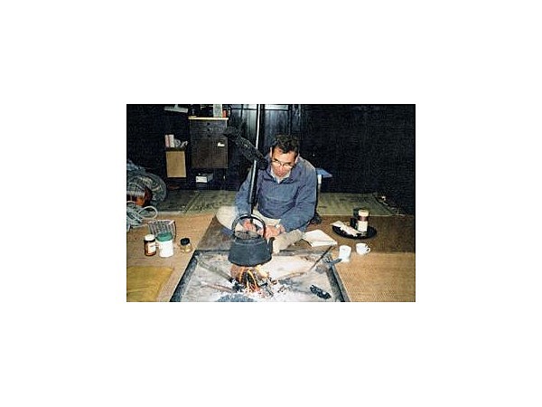 出づくり石垣の民家