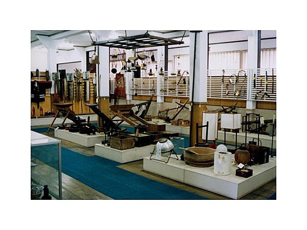 ふるさと伝承館