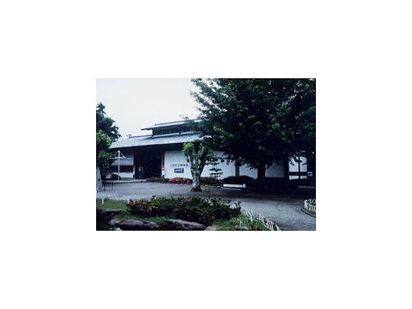 上田市立博物館