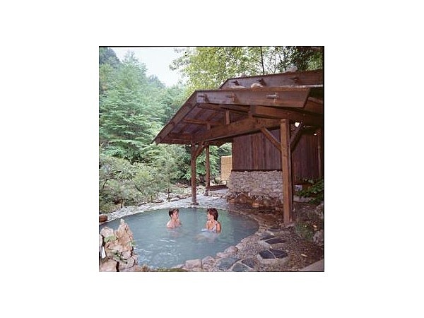 白骨公共野天風呂