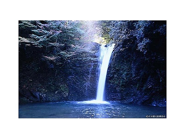 横谷峡四つの滝