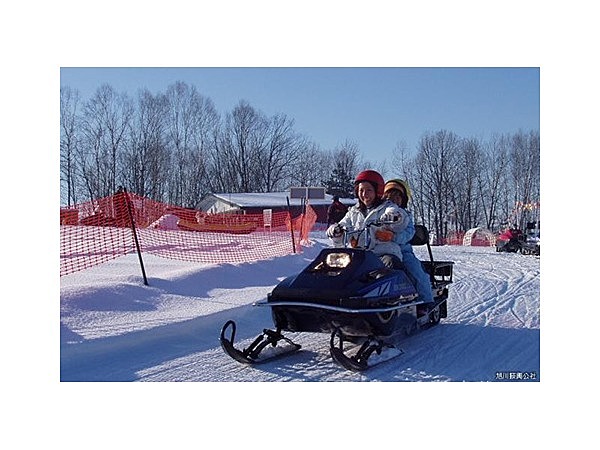 旭山「雪の村」