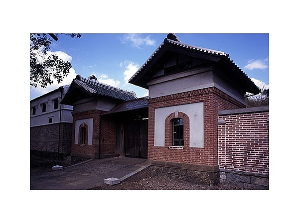 旧赤松家門・塀・土蔵