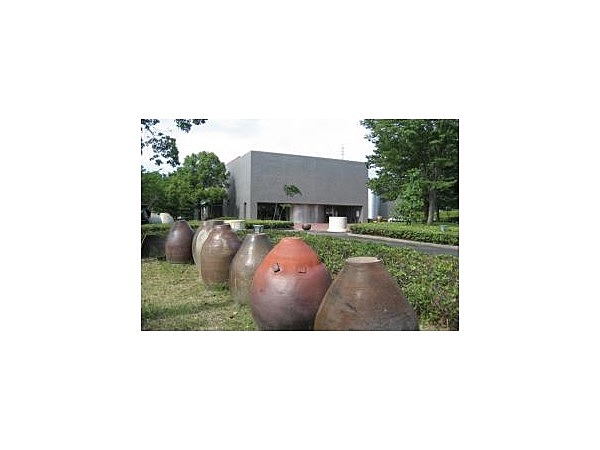 とこなめ陶の森 資料館