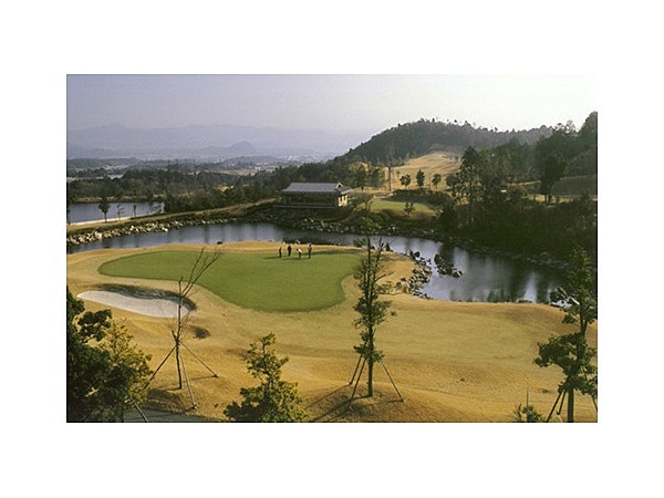 キャッスルヒルカントリークラブ