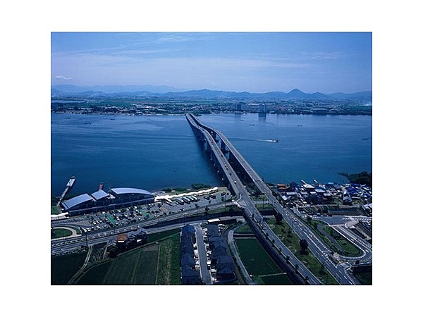 琵琶湖大橋