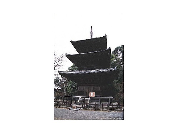 法華山一乗寺三重塔