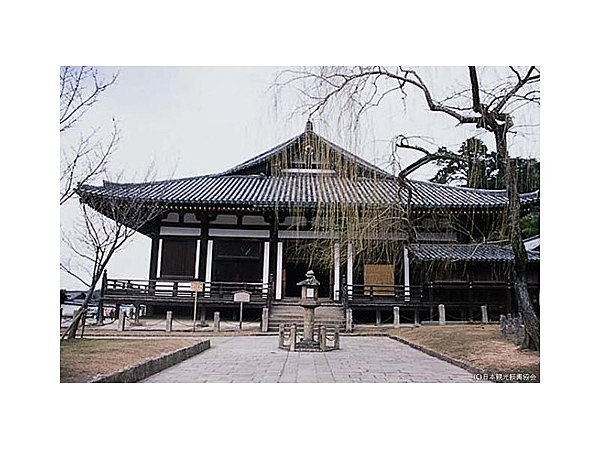 東大寺法華堂（三月堂）