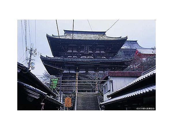 金峯山寺仁王門
