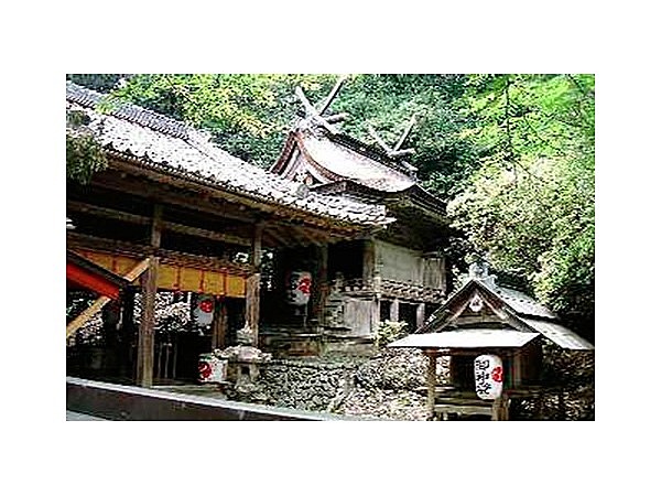 白岩丹生神社