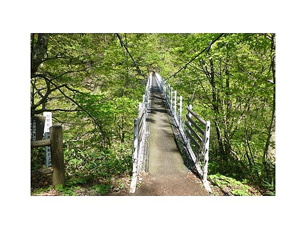 大山滝吊り橋