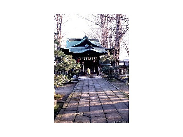 聖神社本殿・拝殿