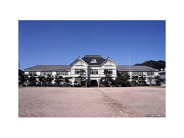 旧遷喬尋常小学校