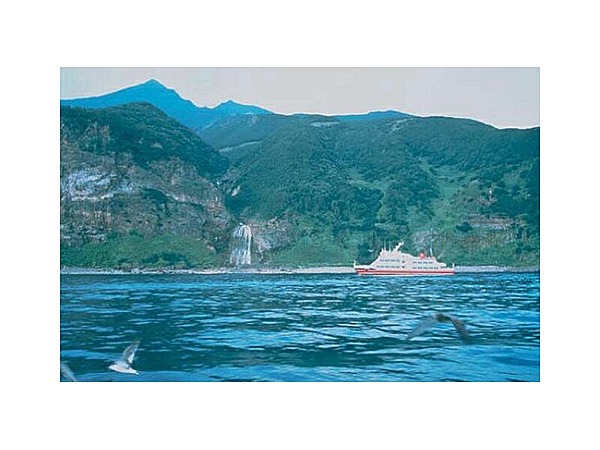 カムイワッカの滝