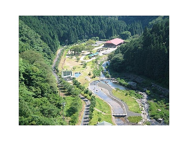 奥津川ラビンの里