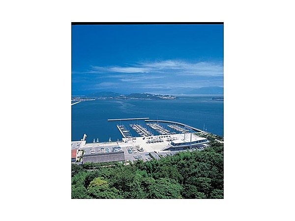 牛窓ヨットハーバー