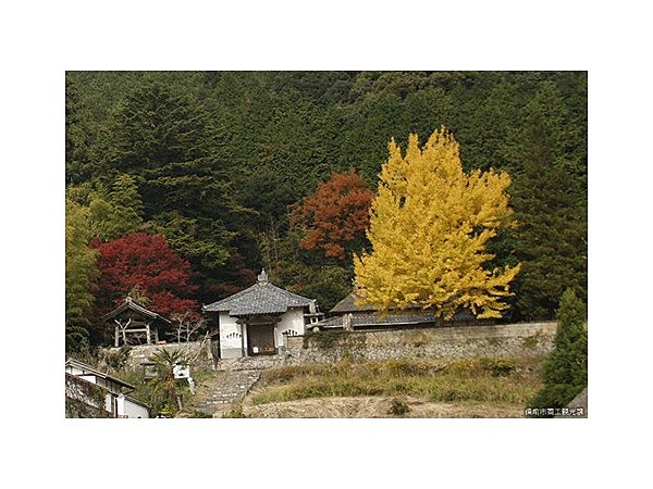 照鏡山八塔寺