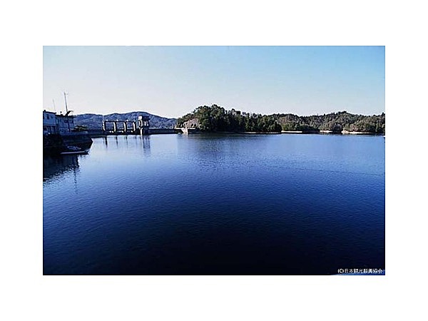 神農湖(三川ダム)