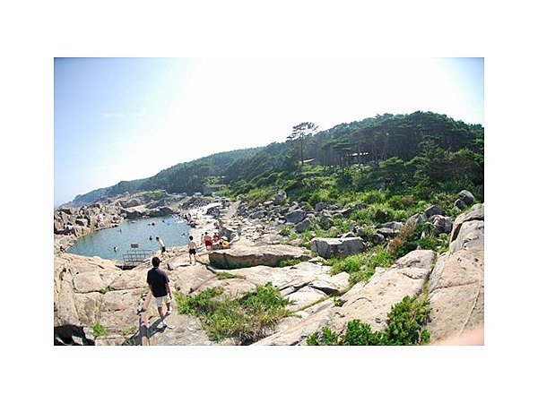 岩場海水プール