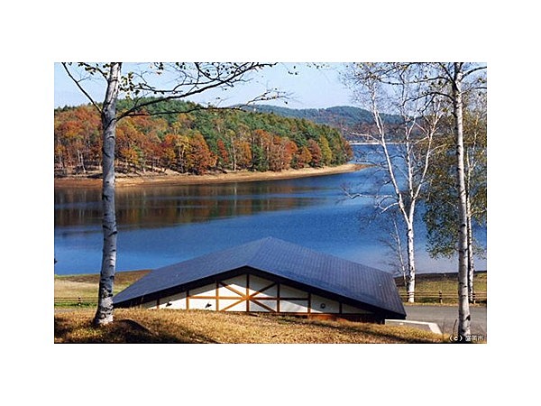 岩洞湖家族旅行村