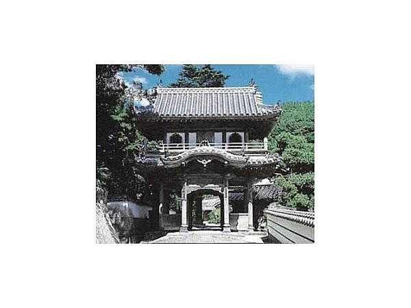 西圓寺 本堂・山門