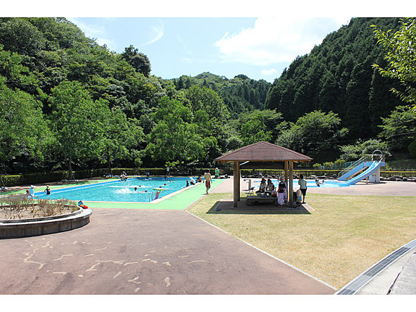 俵山七重川河川プール