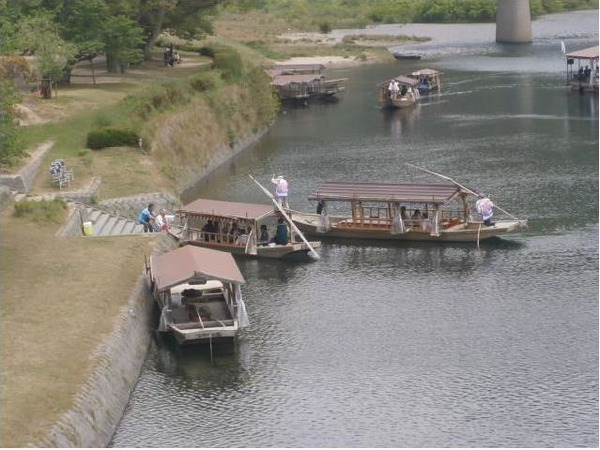 錦帯橋屋形船