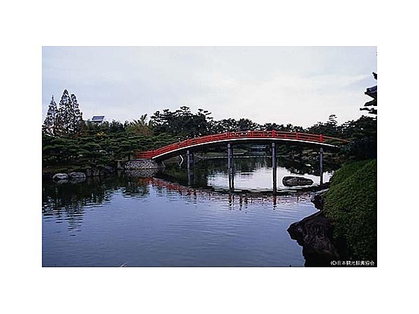 中津万象園・丸亀美術館