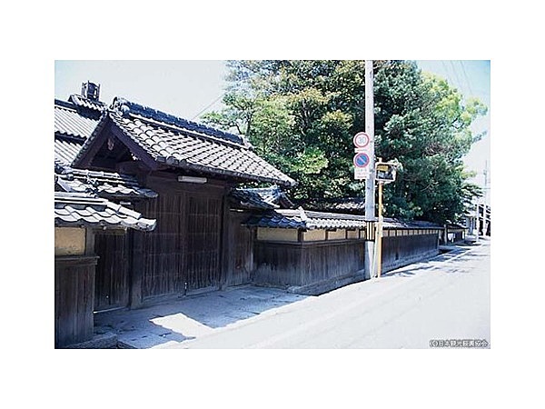旧大庄屋井手家の屋敷跡