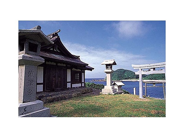 宗像大社沖津宮遙拝所