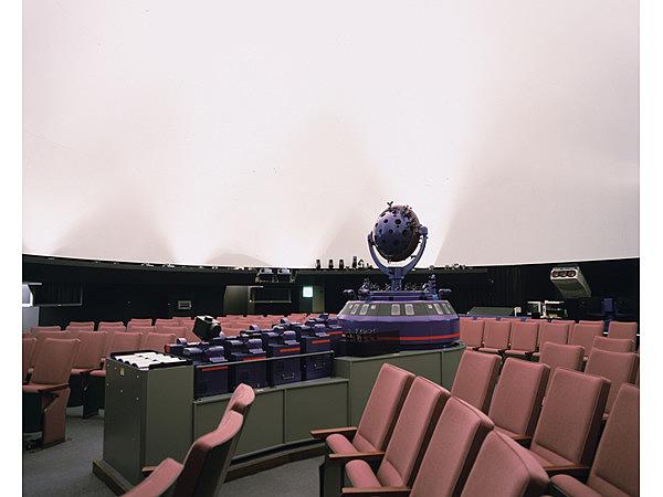 福岡市立少年科学文化会館