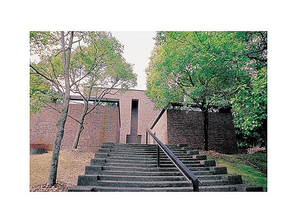 チャイナ・オン・ザ・パーク忠次館