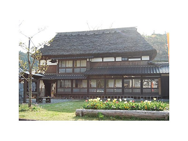 やまびこ交流館