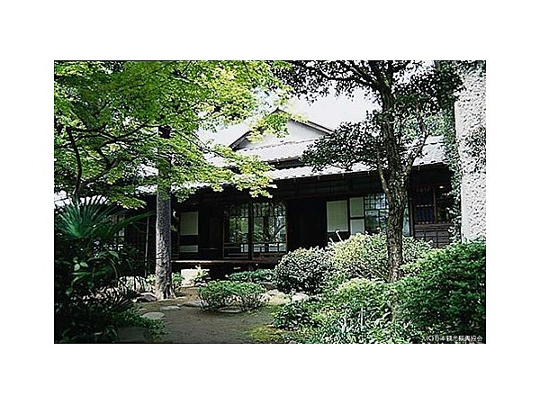 【休館中】夏目漱石内坪井旧居