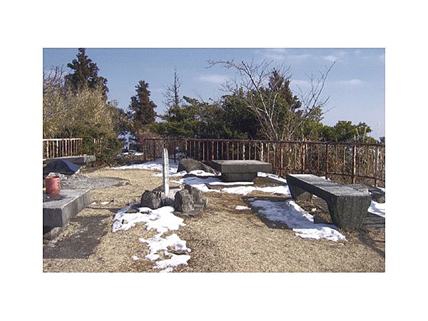 倉岳山頂展望所